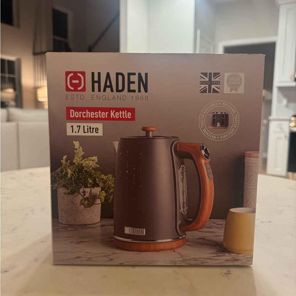 ✨Hayden Dorchester Kettle - Pebble Gray✨